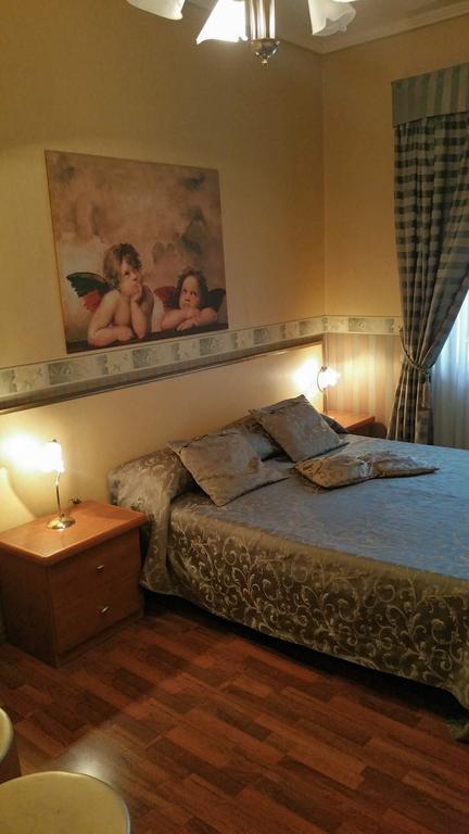 Petite Maison, Rome